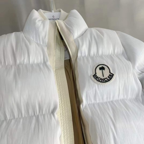 Moncler x Palm Angels Maya 70 Light Up Jacket - Picture 4 of 7